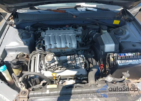 2001 Hyundai Xg300 L from USA, damaged, VIN KMHFU45D21A096111